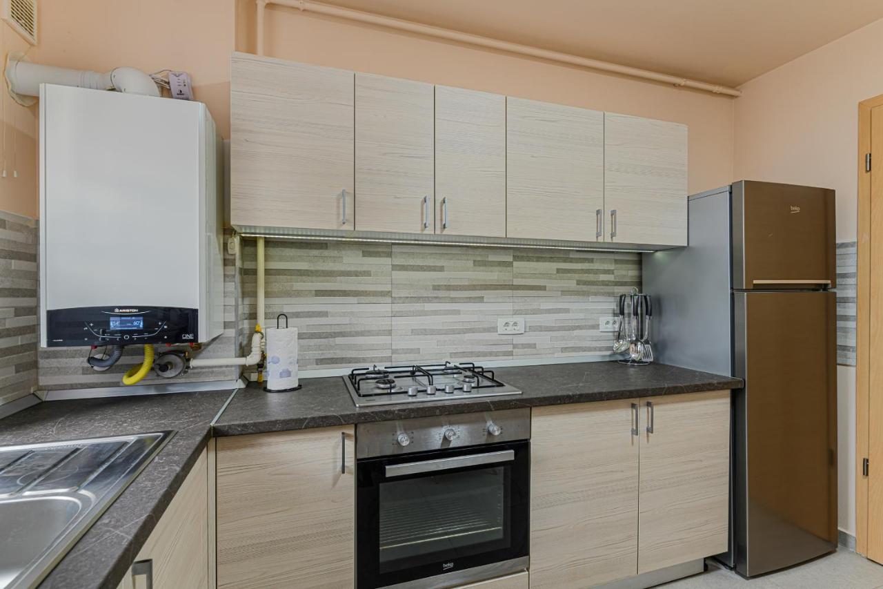 Elite Apartment 303 Брашов Екстериор снимка